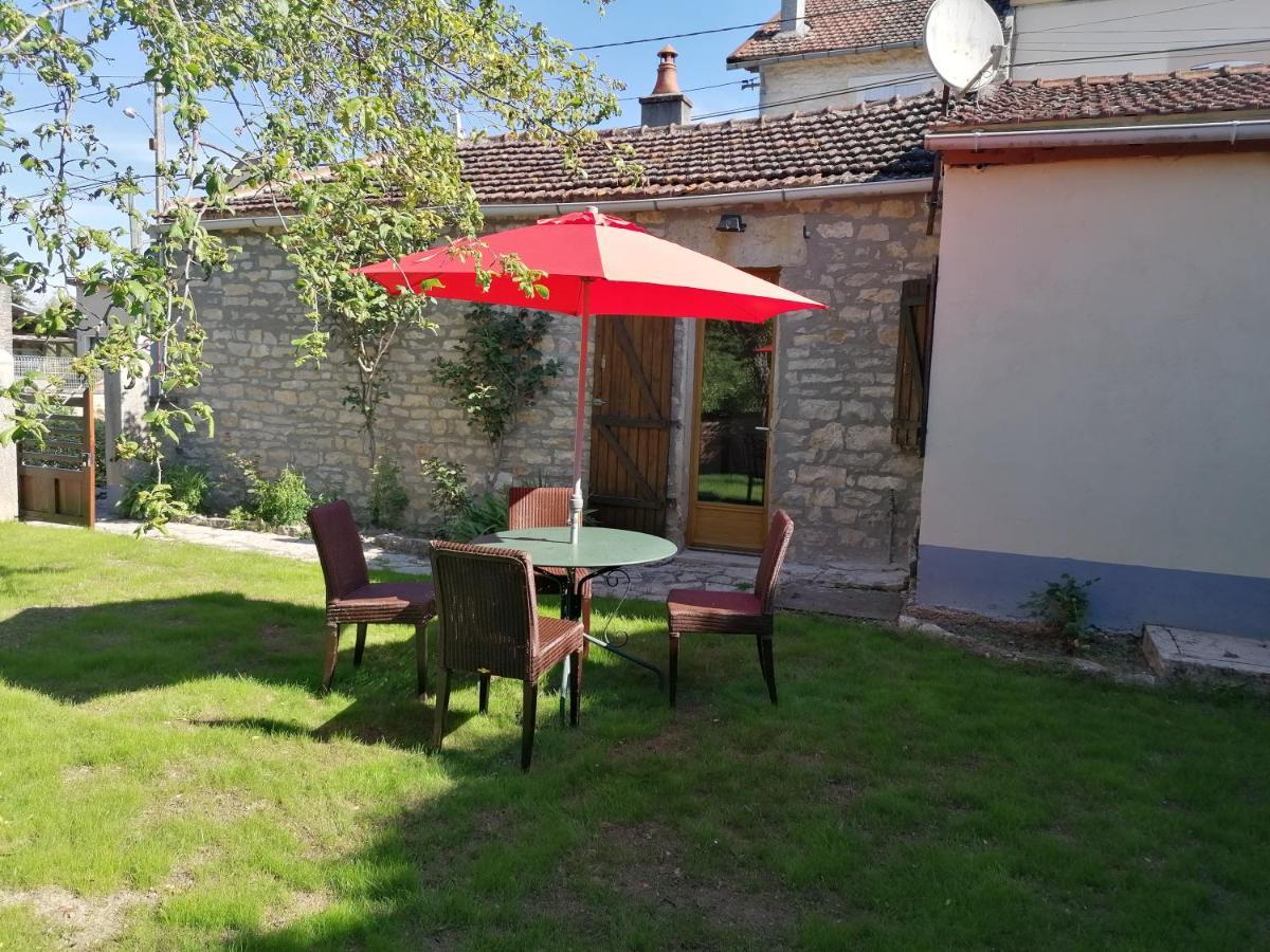 Charmante maison prés de Vézelay Voutenay-sur-Cure Exterior foto
